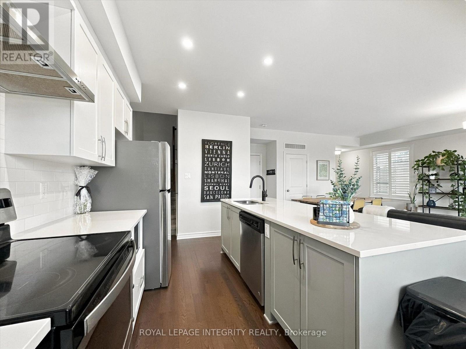 359 Axis Way Property Photo 8