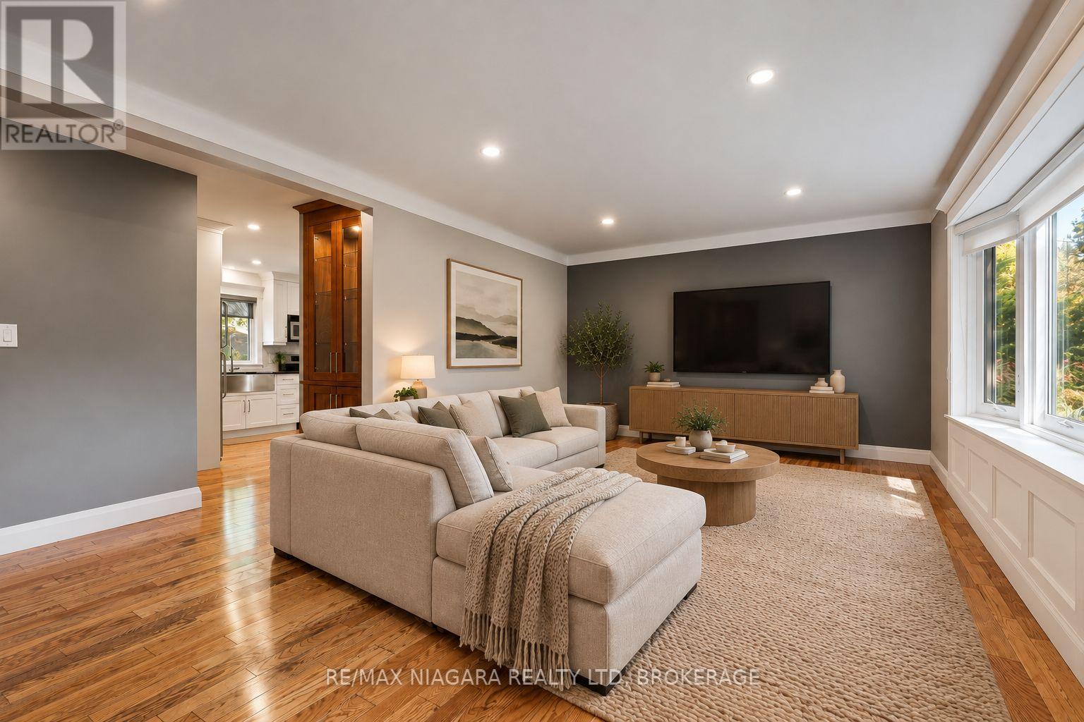 9 Ghent Street Property Photo 11