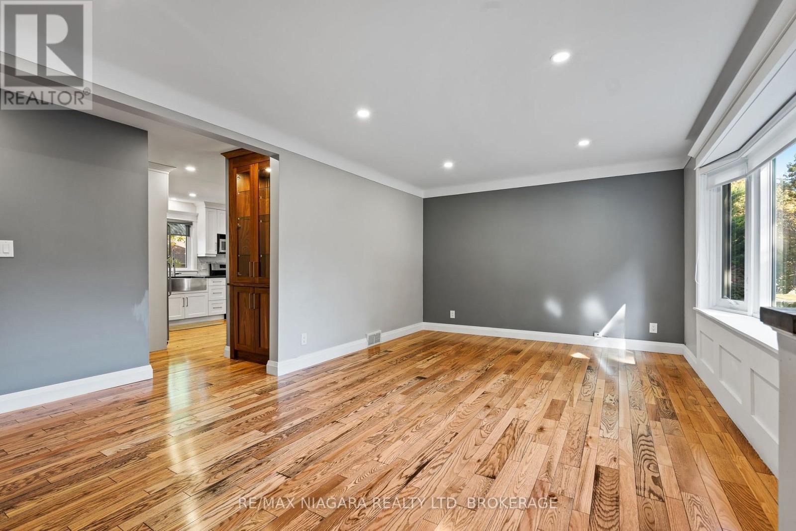 9 Ghent Street Property Photo 12