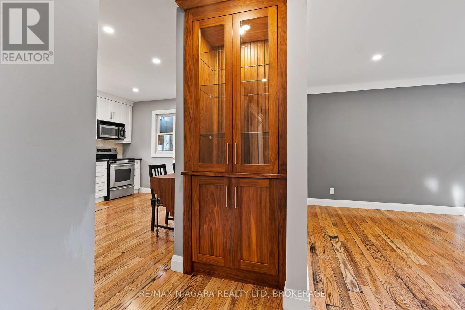 9 Ghent Street Property Photo 19