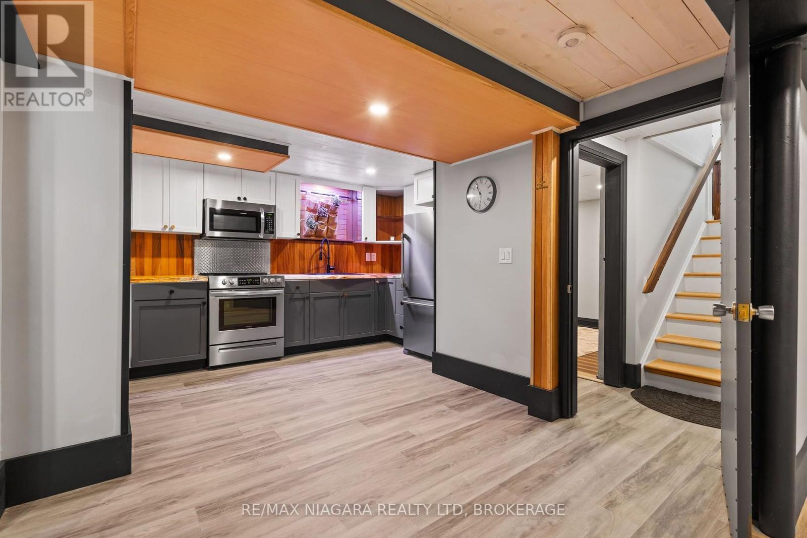 9 Ghent Street Property Photo 21