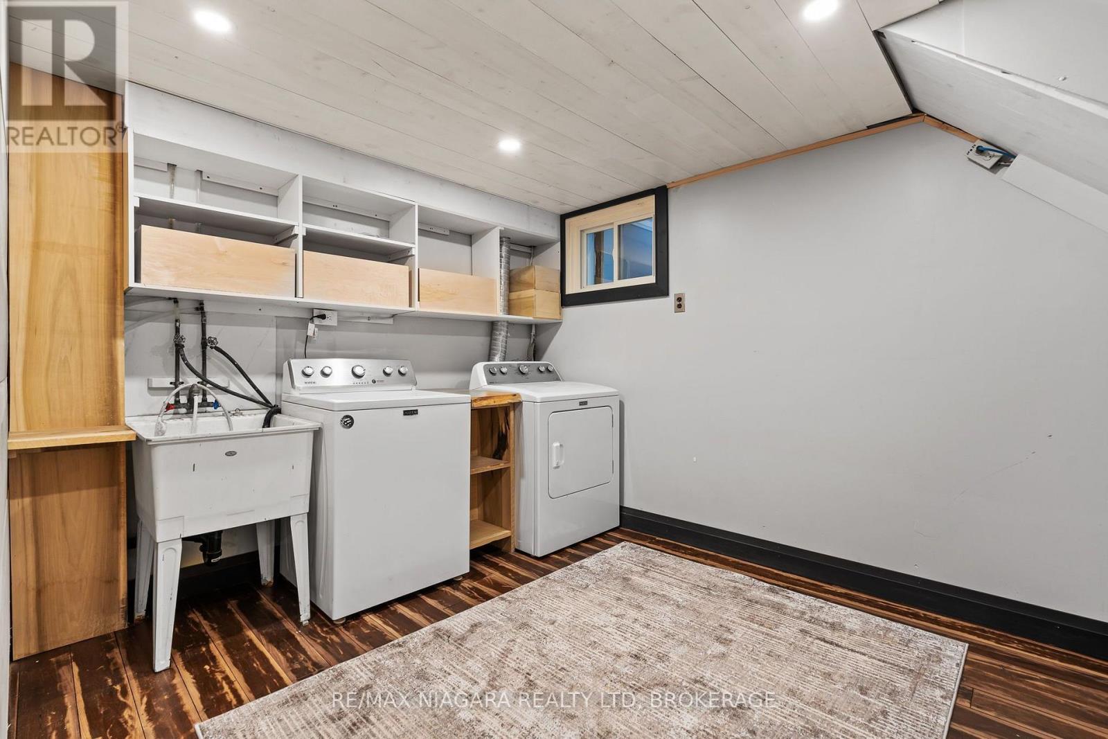 9 Ghent Street Property Photo 27