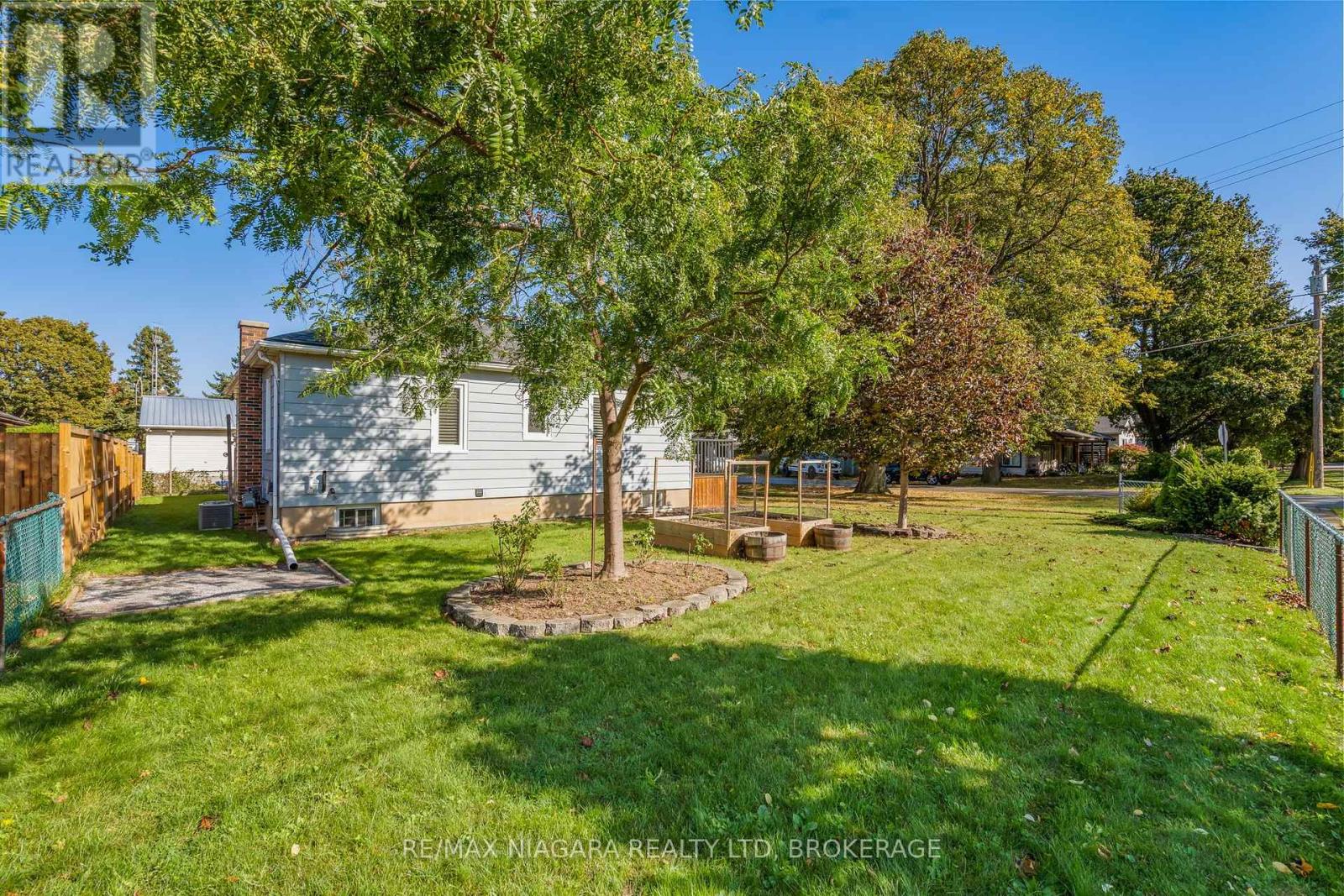 9 Ghent Street Property Photo 30