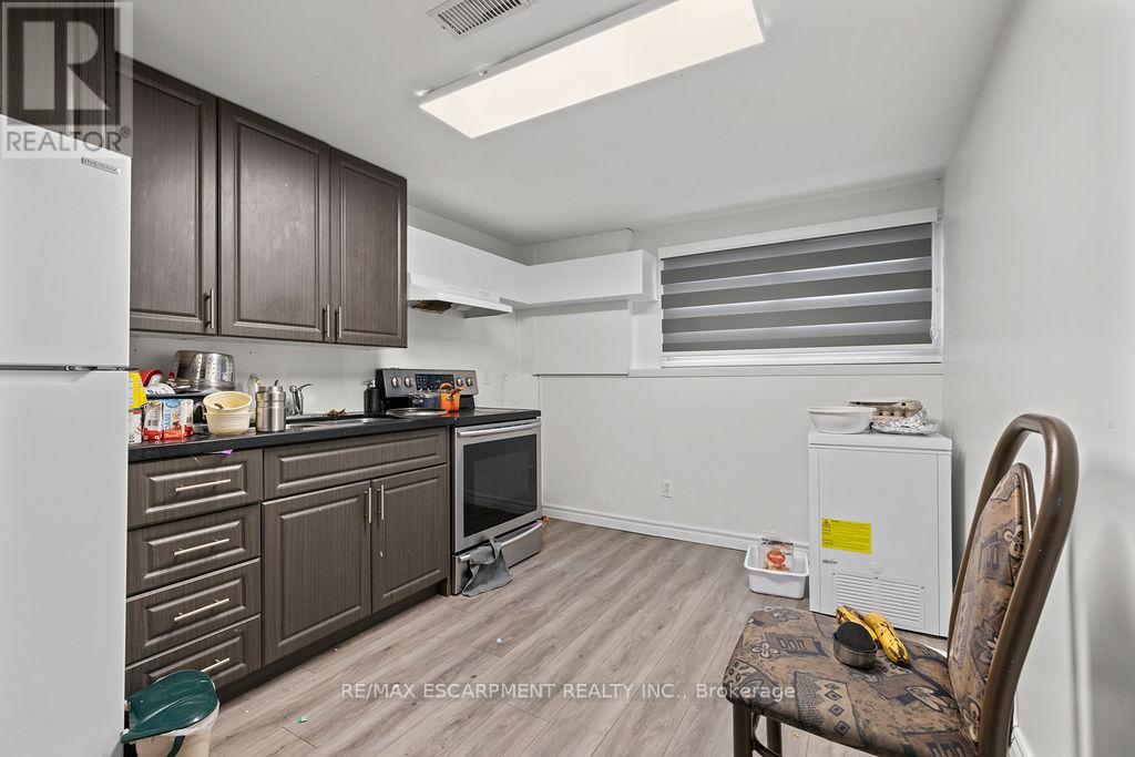 24 Tara Crescent Property Photo 8