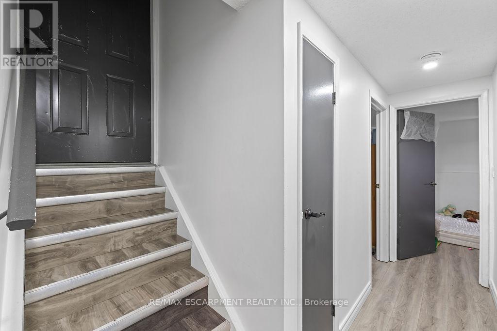 24 Tara Crescent Property Photo 12
