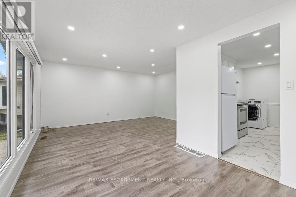 24 Tara Crescent Property Photo 31