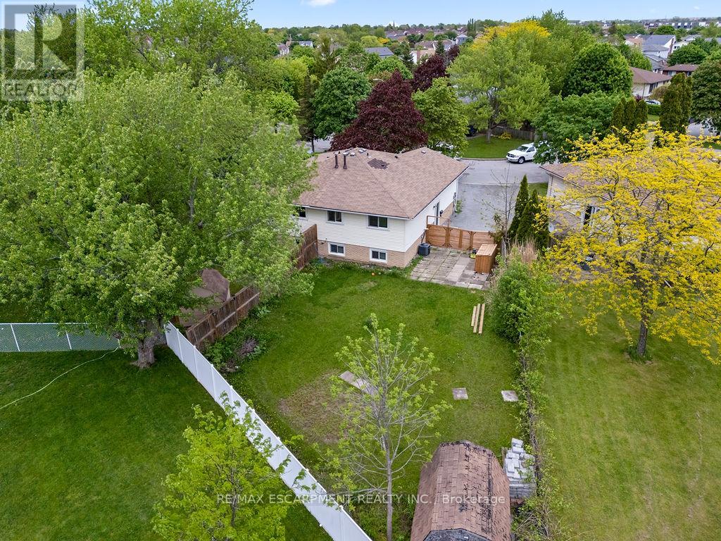24 Tara Crescent Property Photo 37