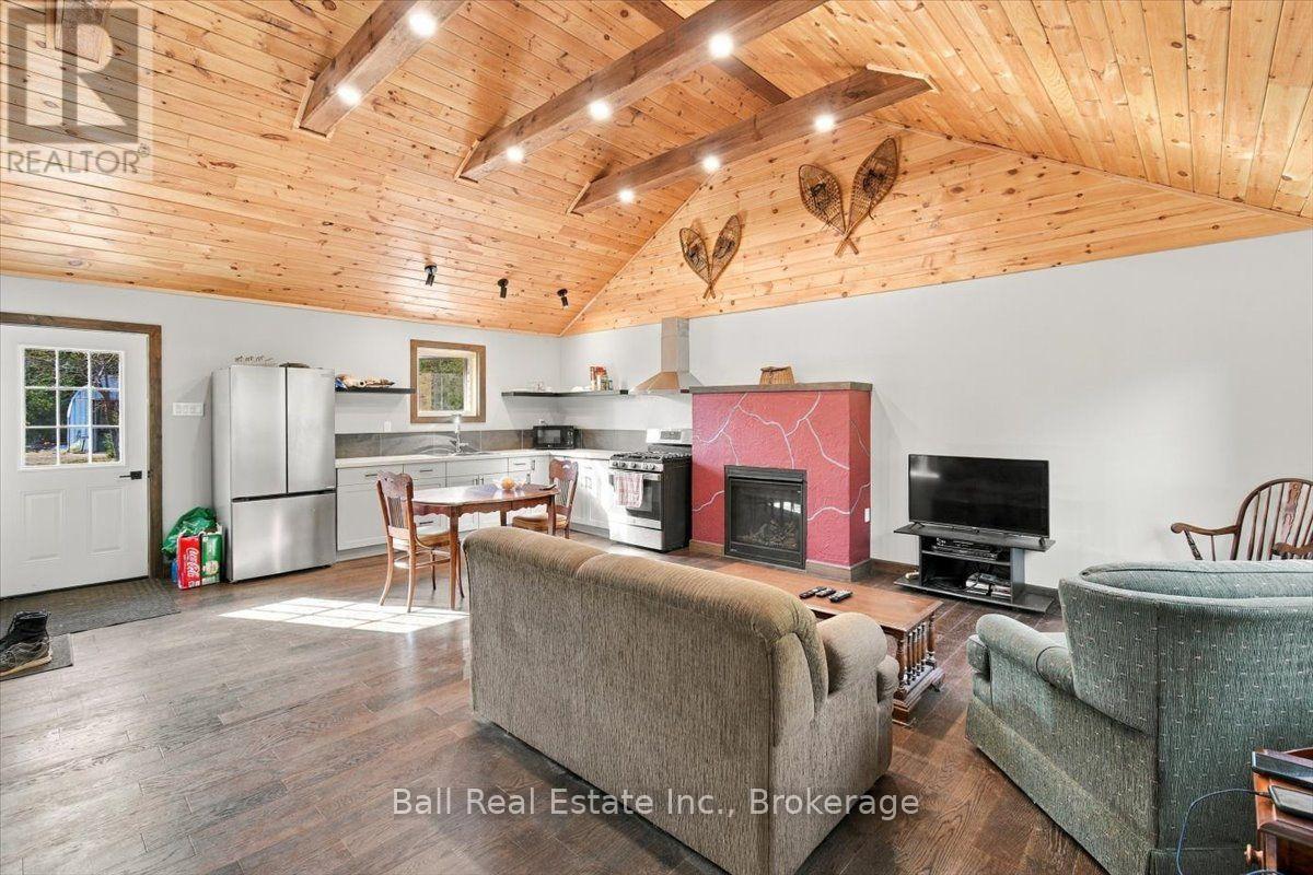 775 Cameron Road Property Photo 12