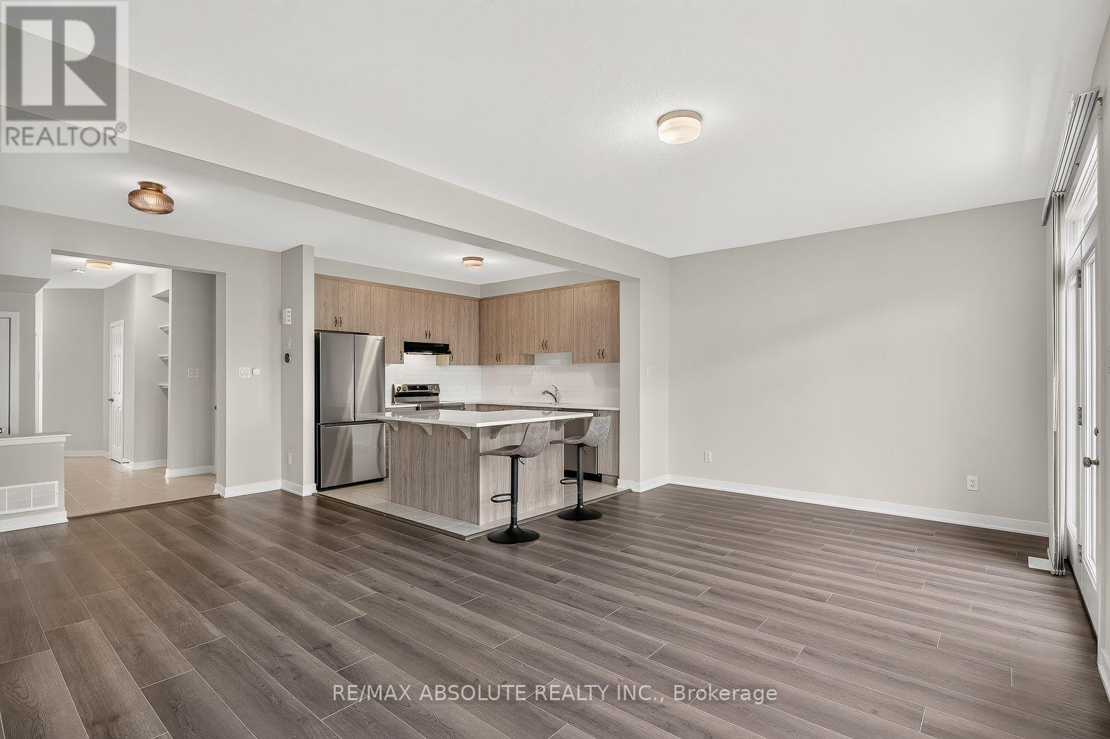 235 Billrian Crescent Property Photo 12