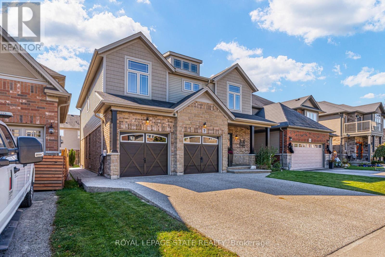 7 Kinsman Drive Property Photo 2