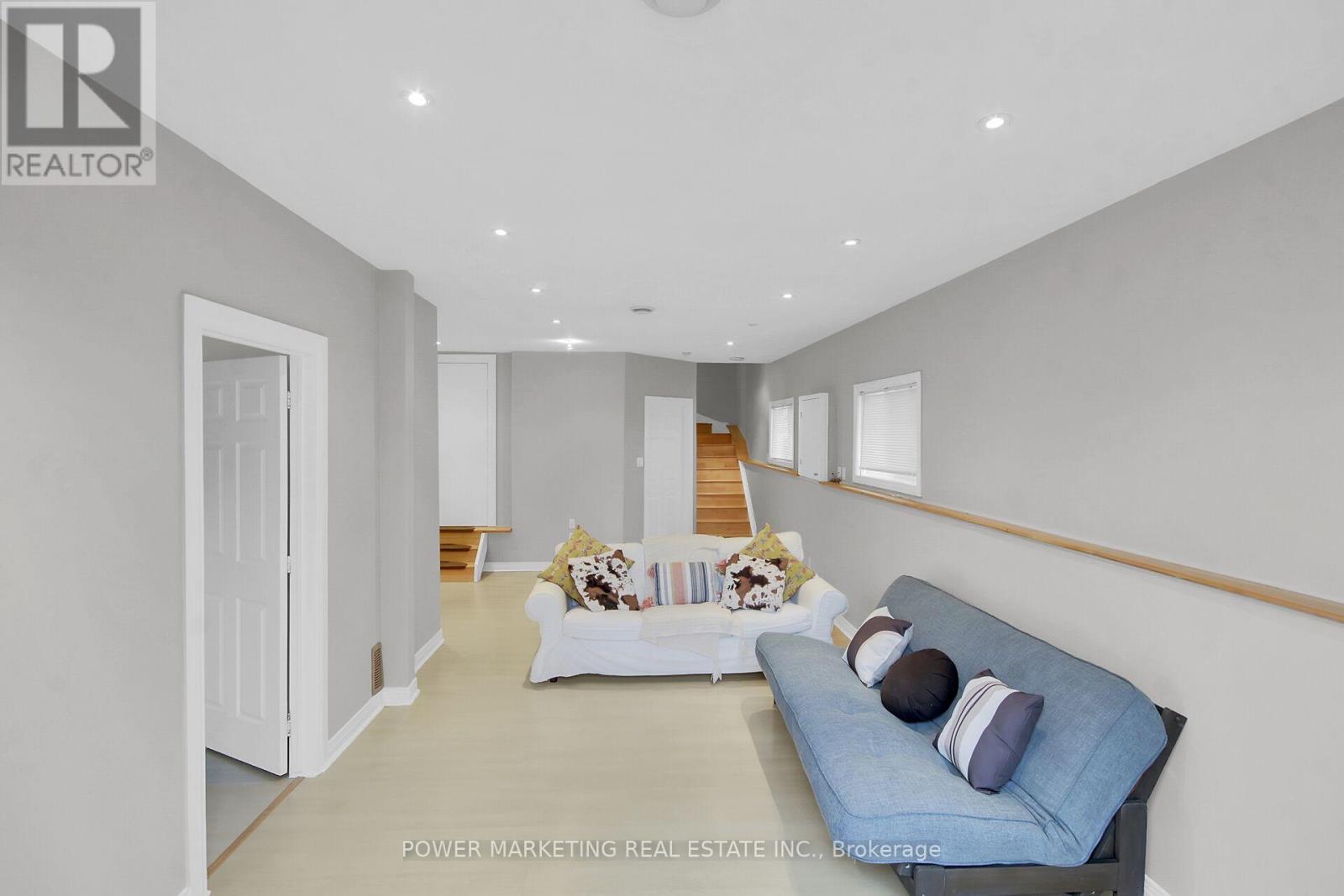 181 Mountshannon Drive Property Photo 10