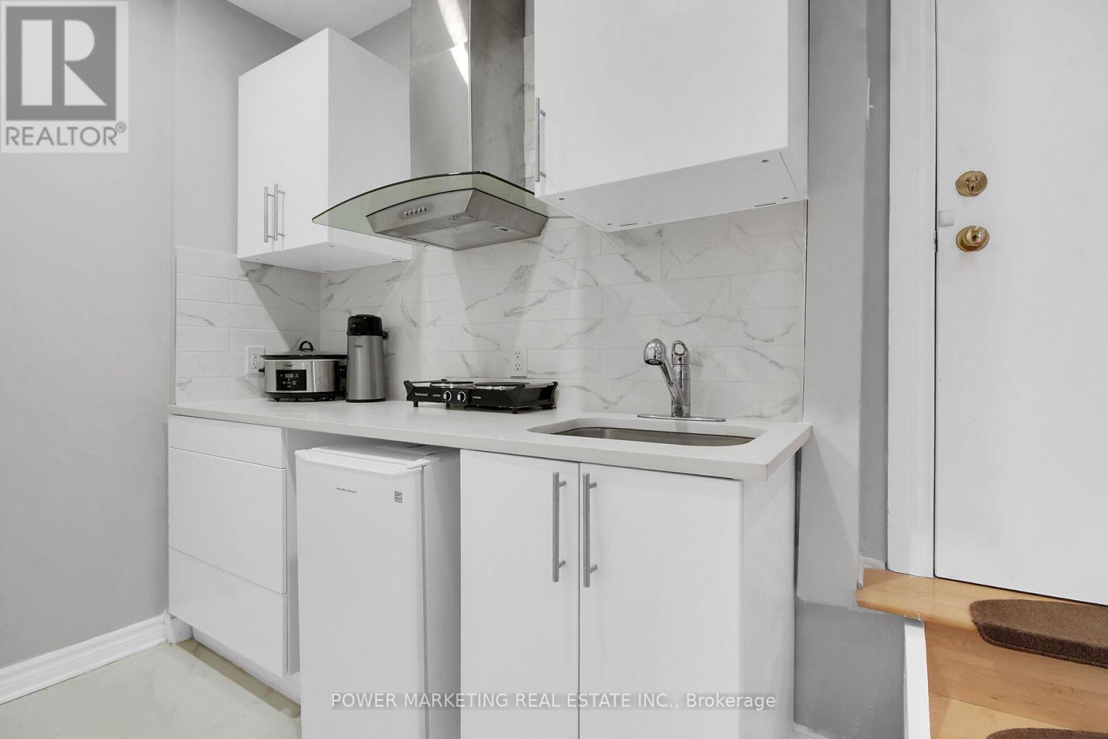 181 Mountshannon Drive Property Photo 14