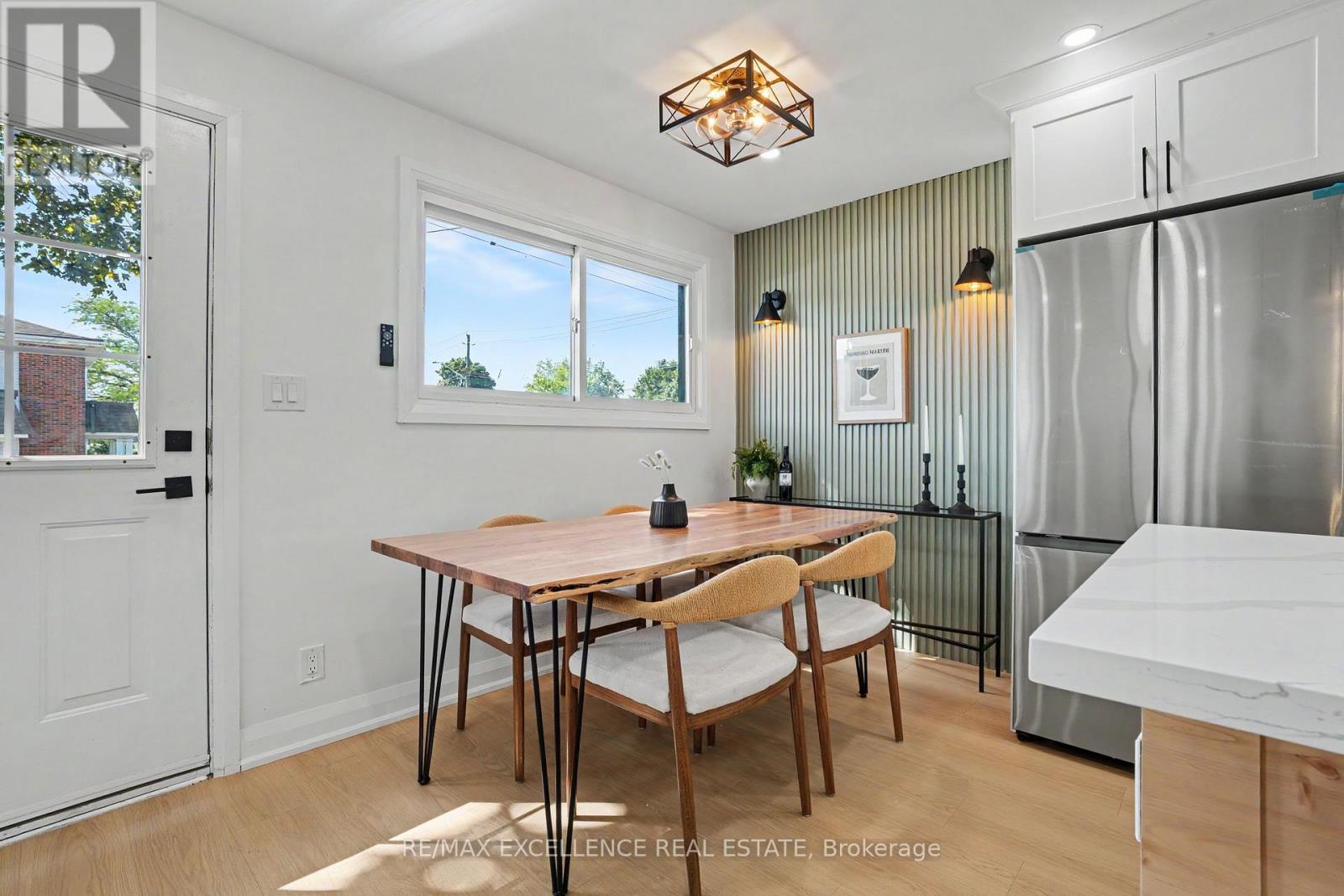 311 East 14th Street Property Photo 4