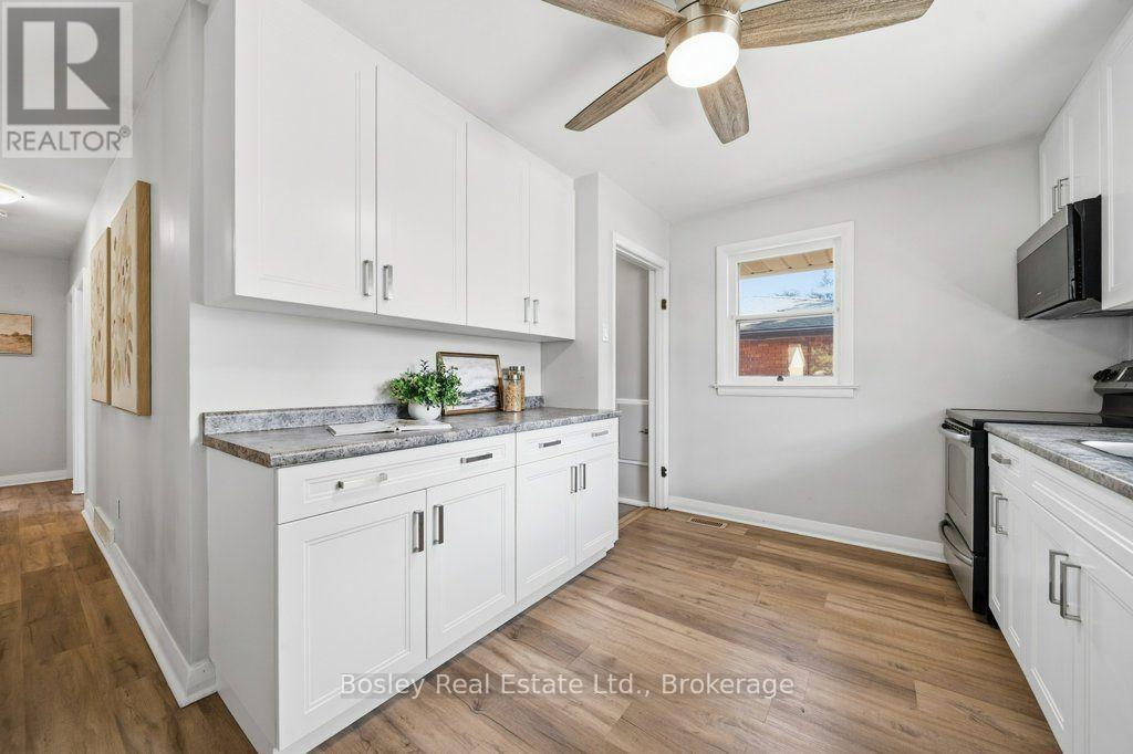 18 Maywood Road Property Photo 13