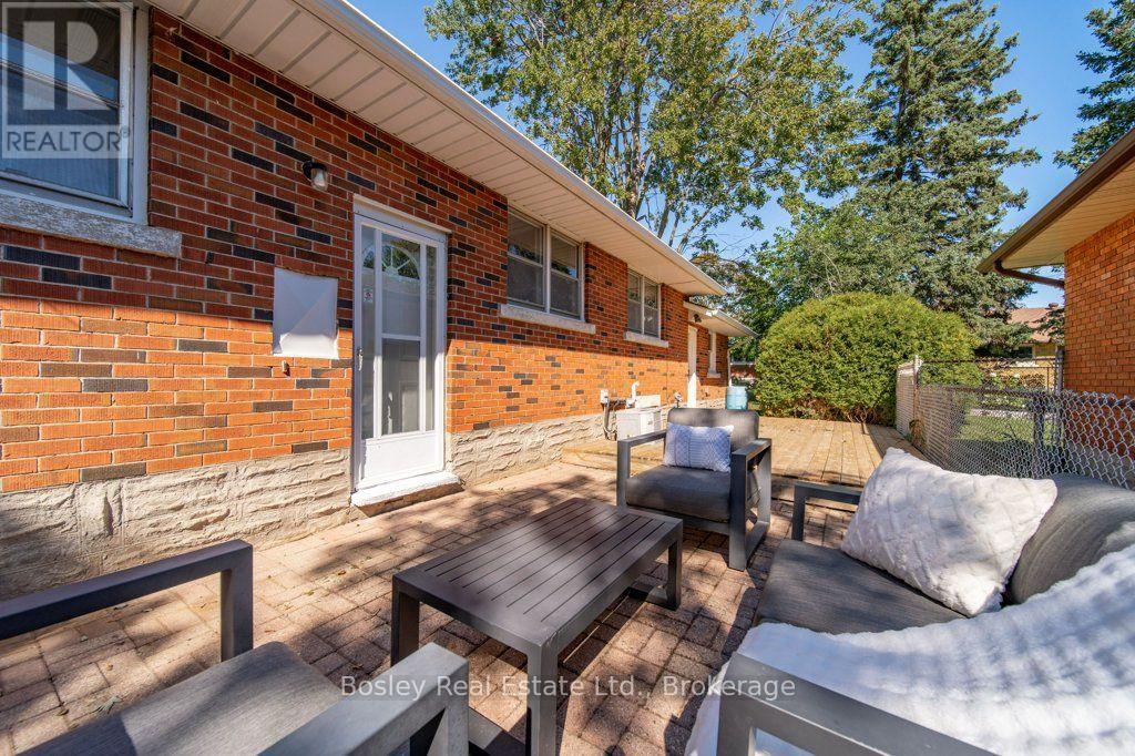18 Maywood Road Property Photo 44