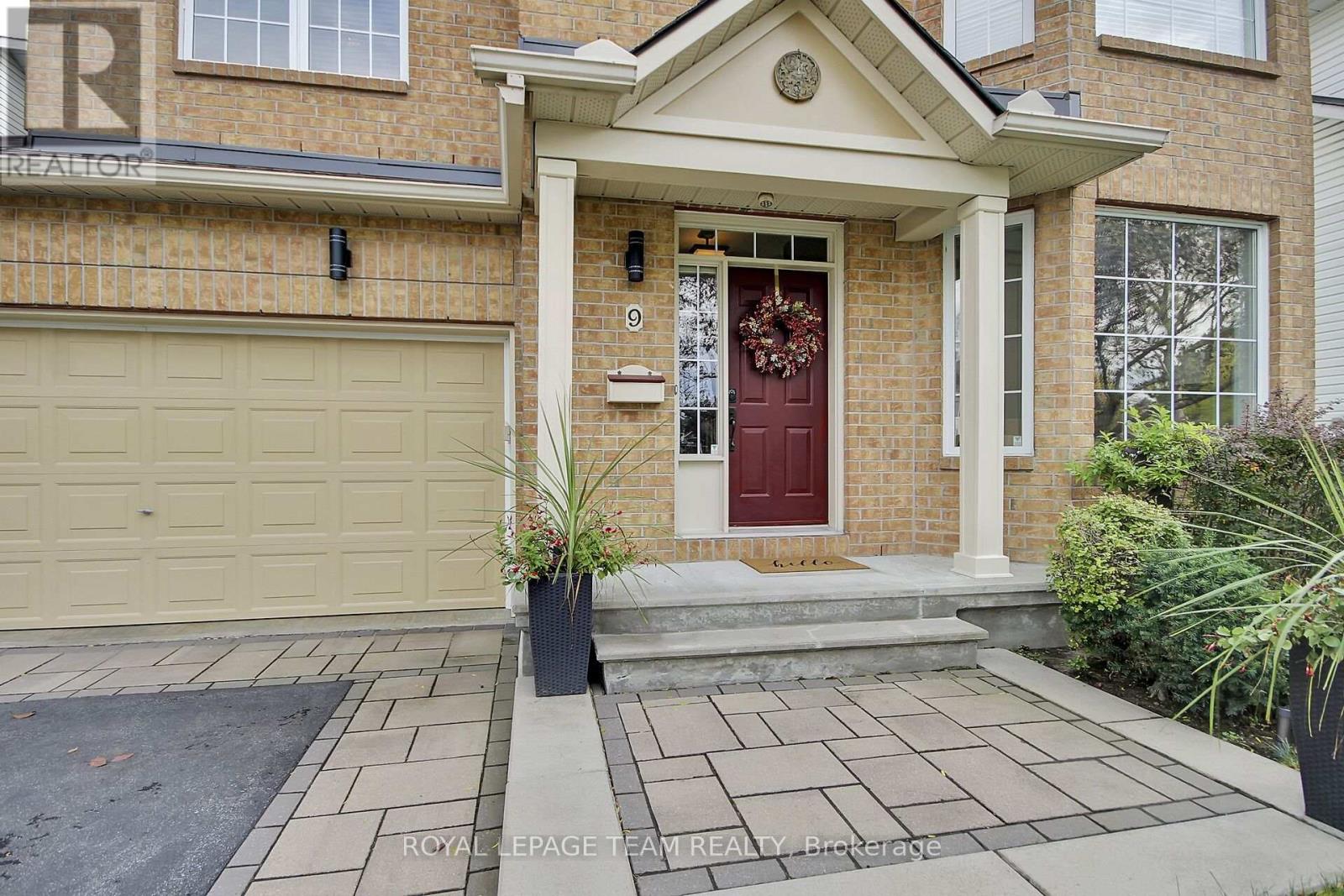 9 Mersey Drive Property Photo 2