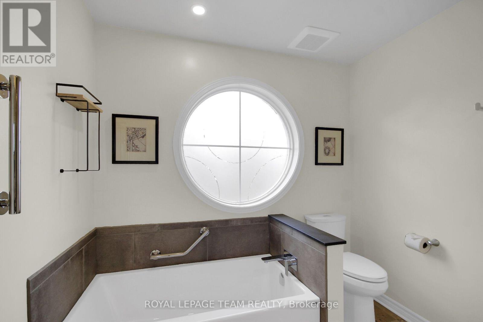 9 Mersey Drive Property Photo 20