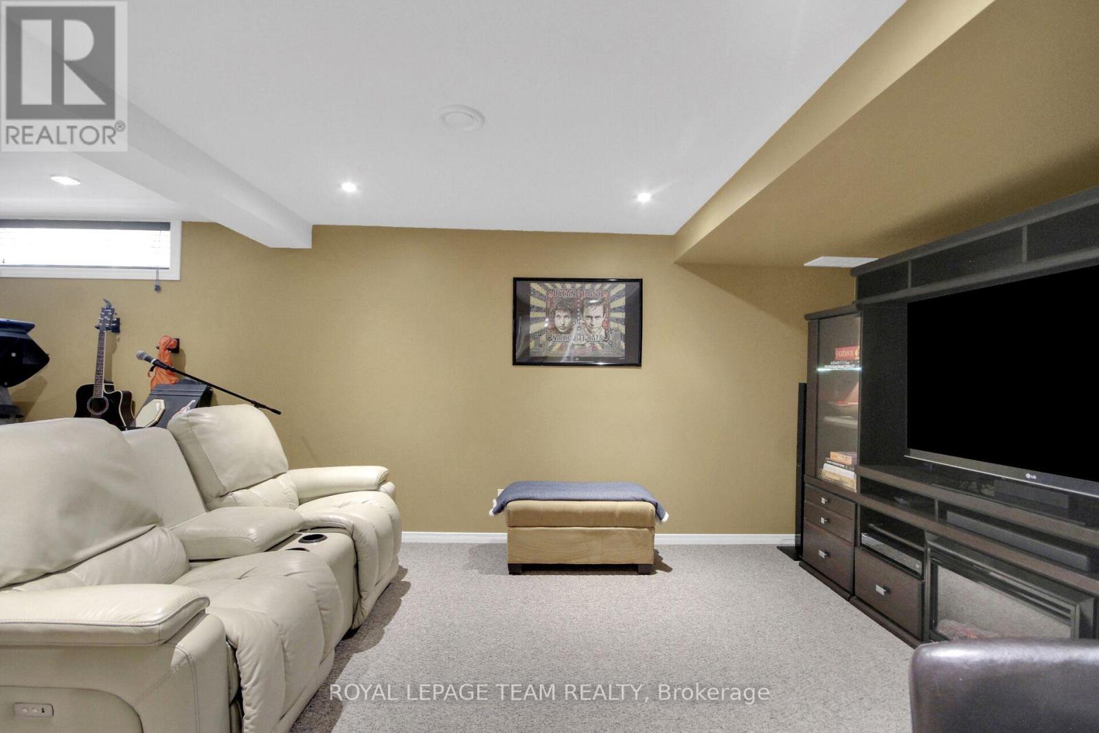 9 Mersey Drive Property Photo 30