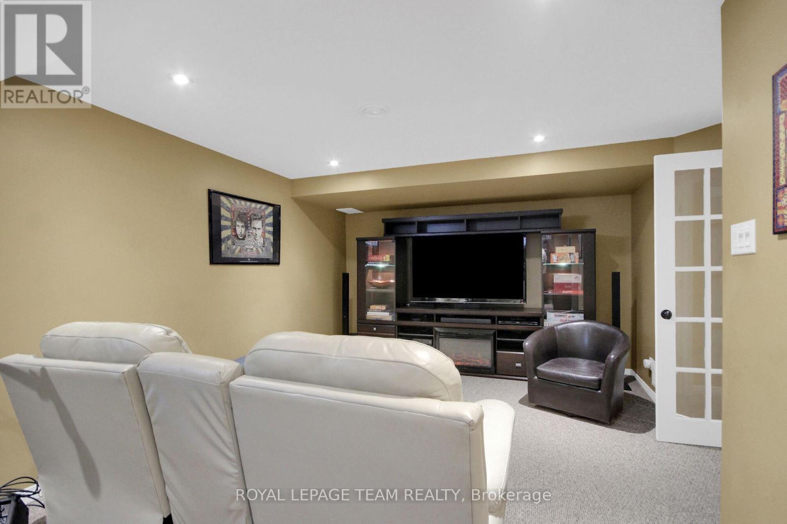 9 Mersey Drive Property Photo 33