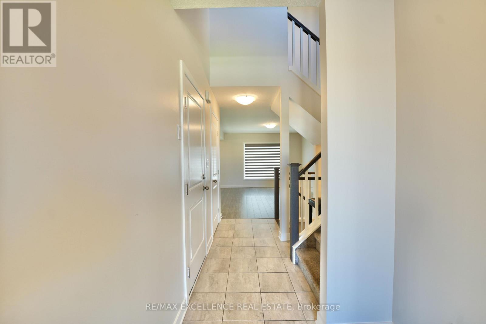 18 Weir Crescent Property Photo 10