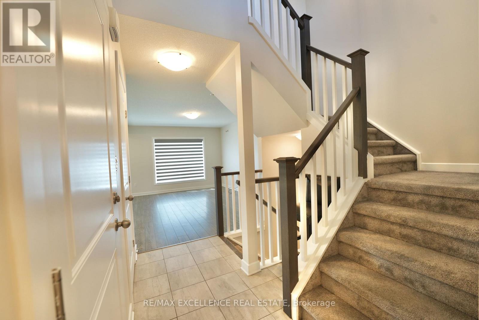 18 Weir Crescent Property Photo 11
