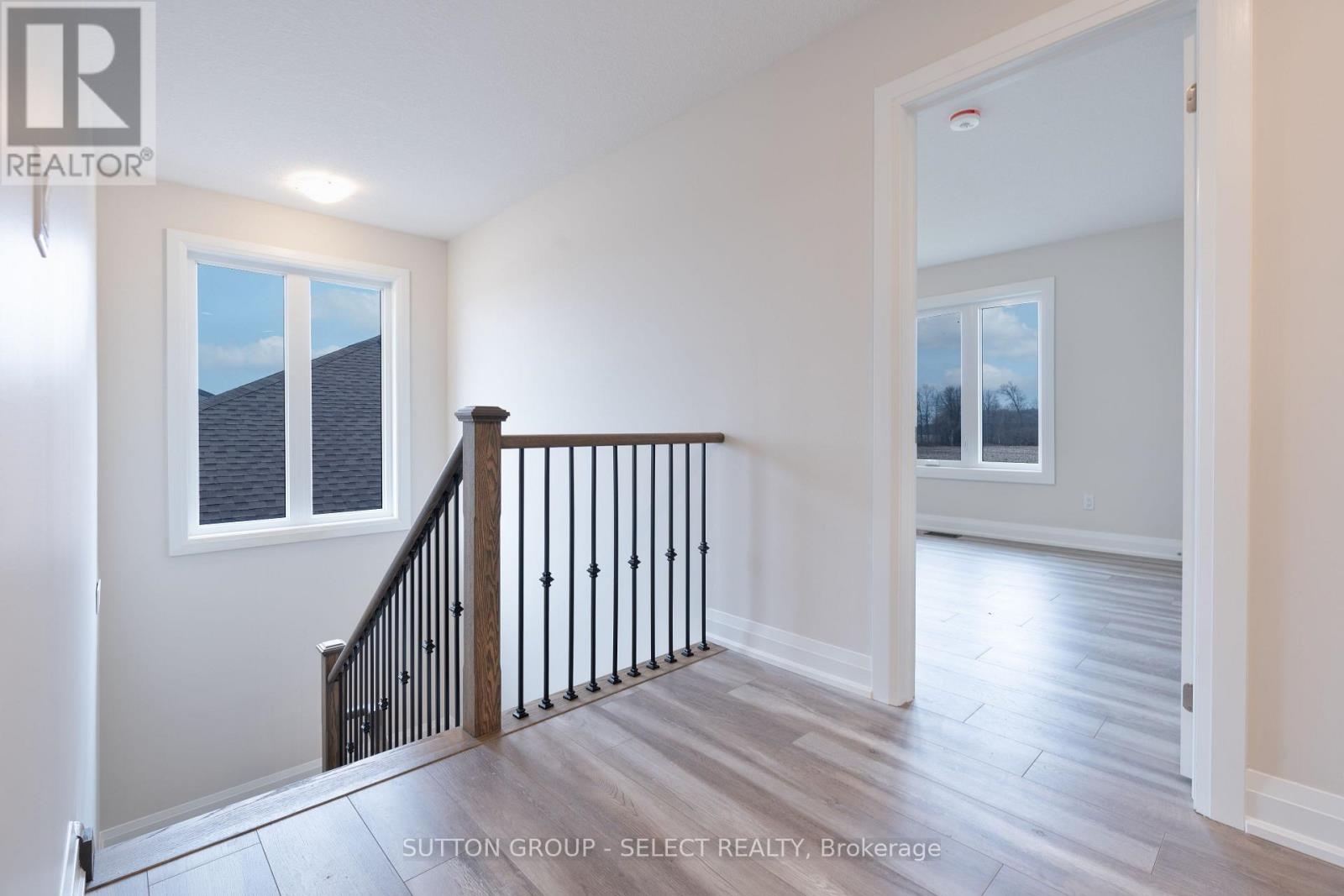 240 Leitch Street Property Photo 14