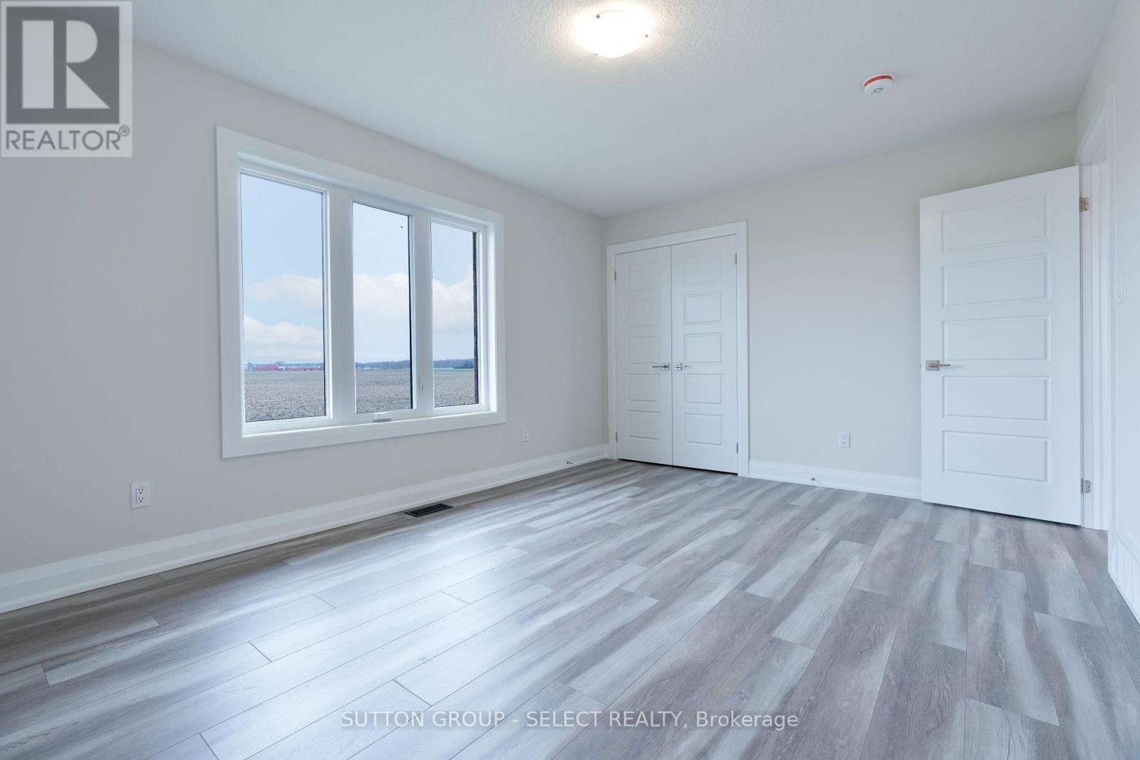 240 Leitch Street Property Photo 17