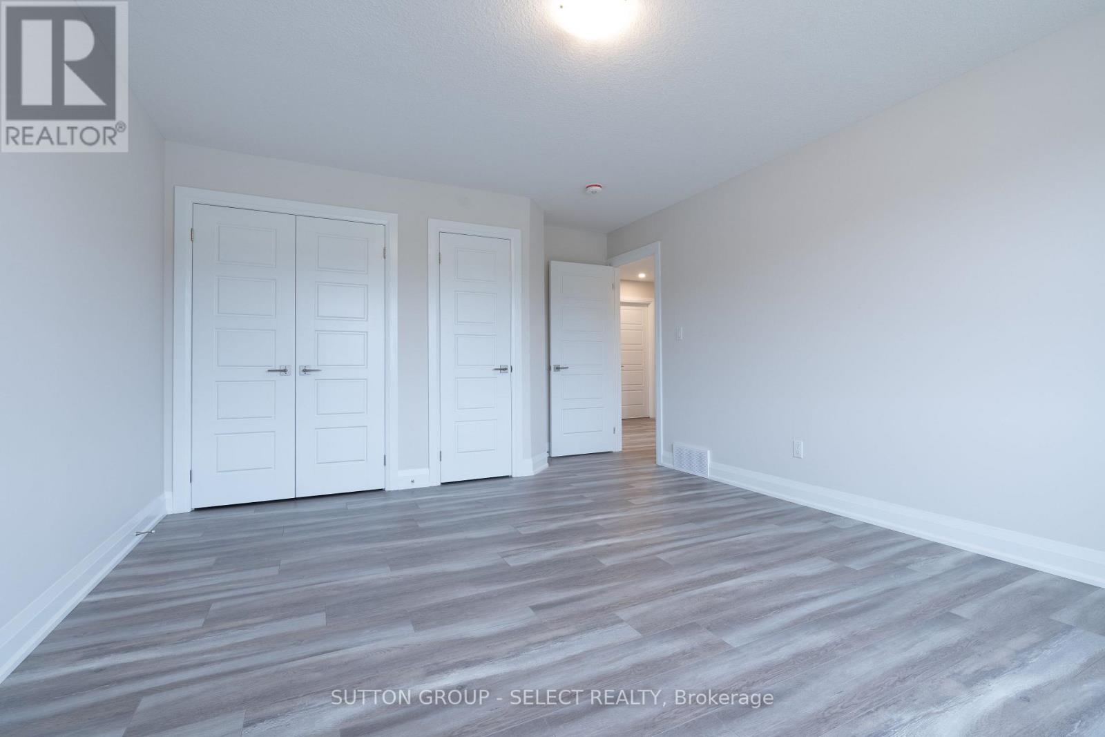 240 Leitch Street Property Photo 21