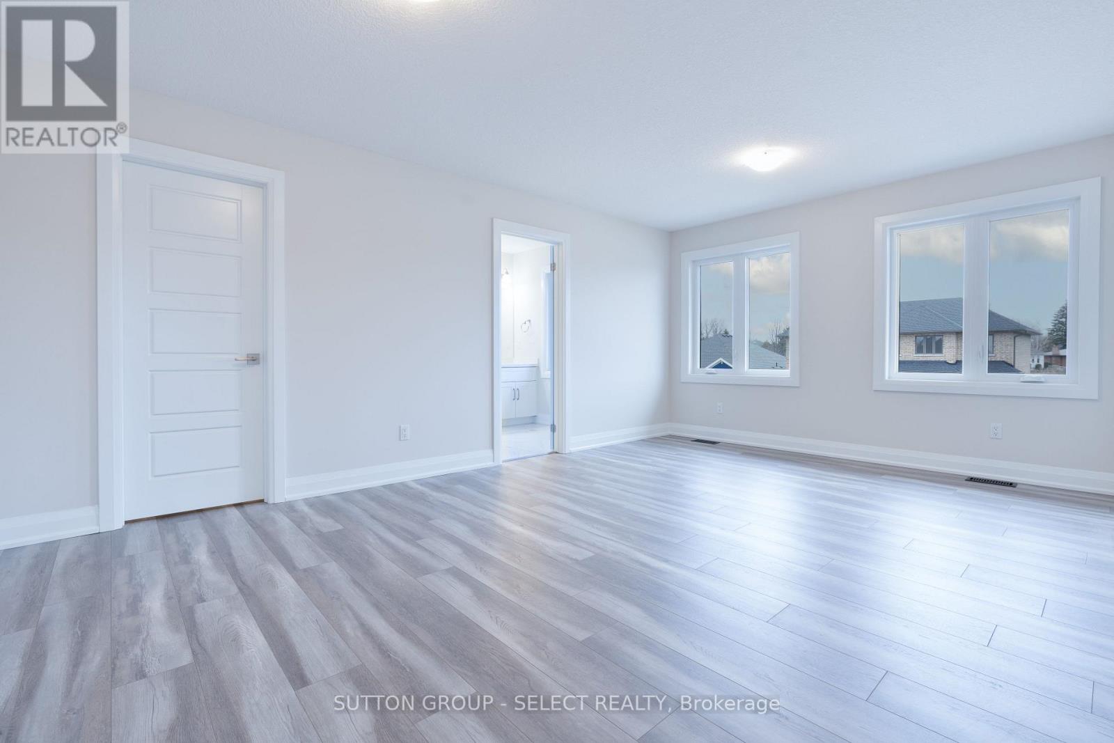 240 Leitch Street Property Photo 22