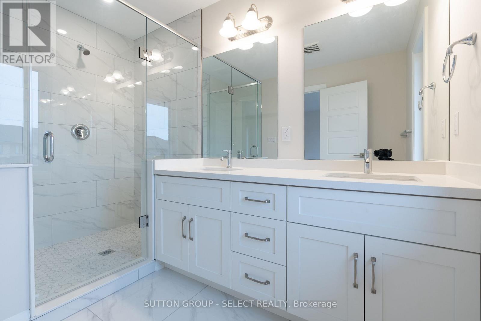 240 Leitch Street Property Photo 26