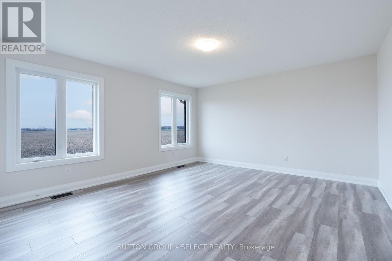 240 Leitch Street Property Photo 29
