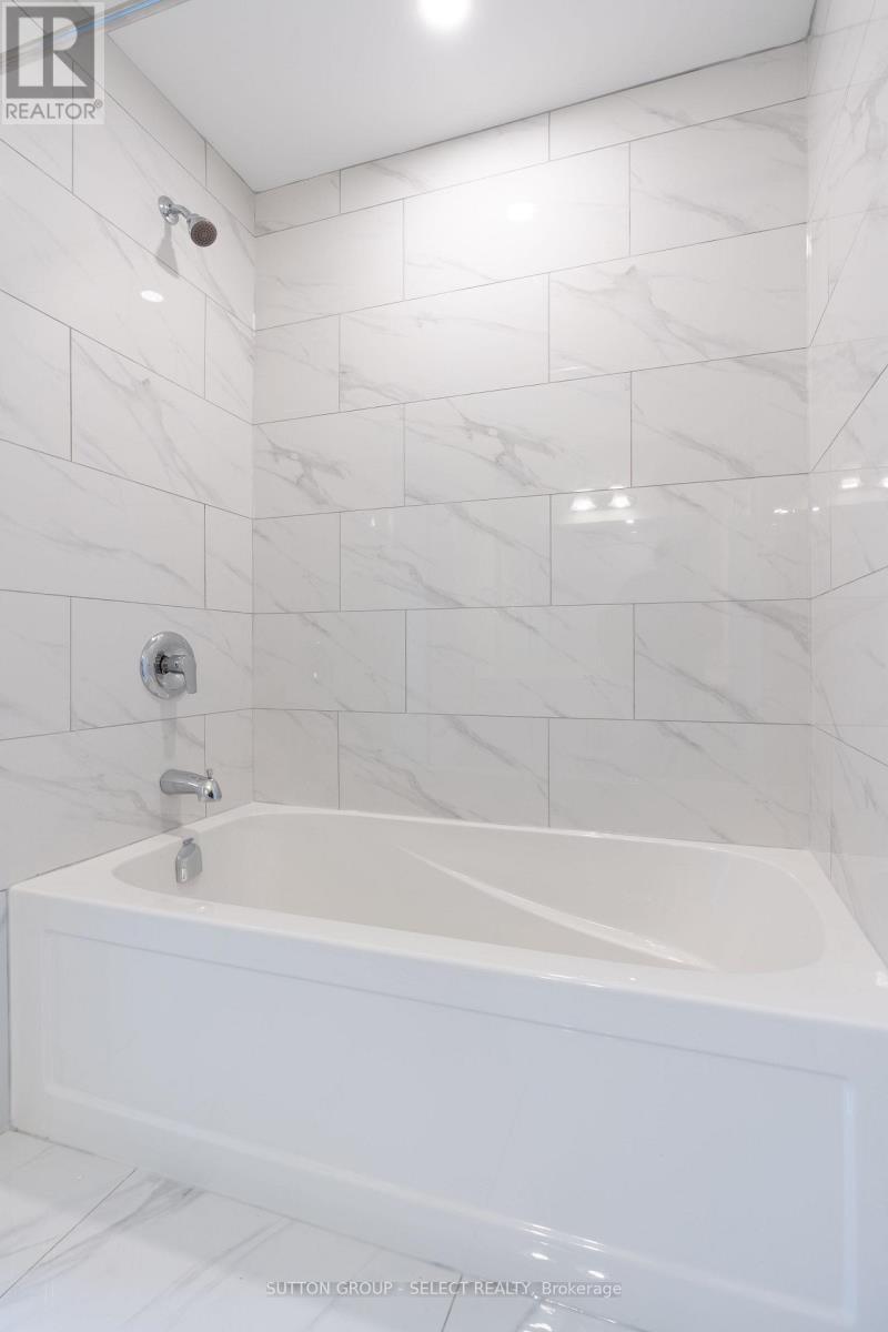 240 Leitch Street Property Photo 33