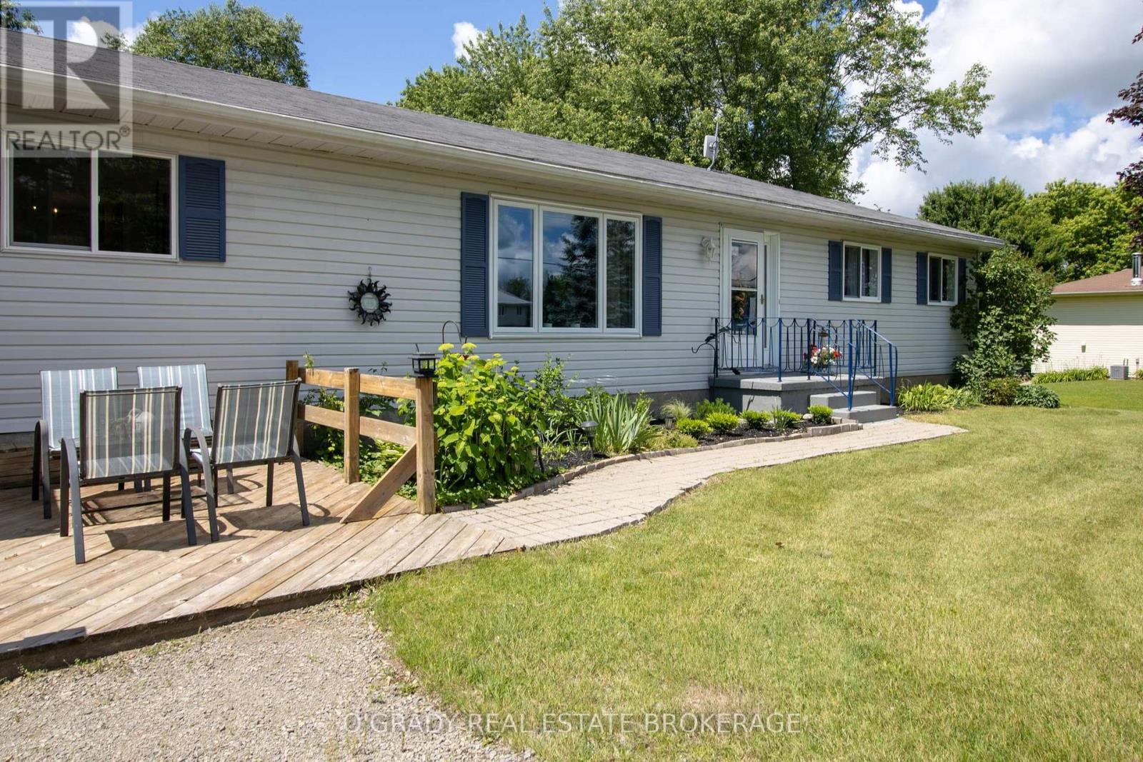 144 Osborne Road Property Photo 4