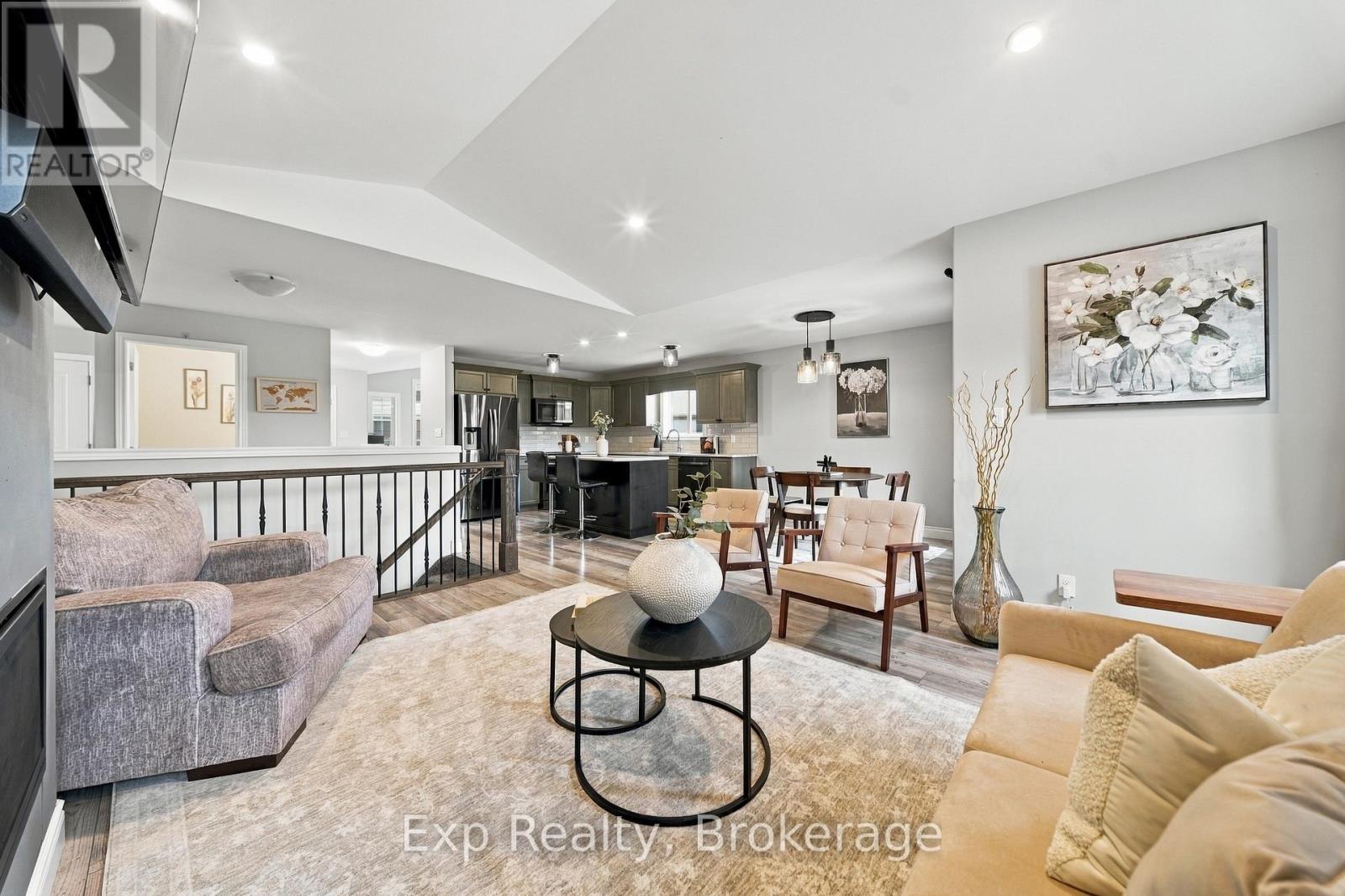 14 Lehtinen Crescent Property Photo 16