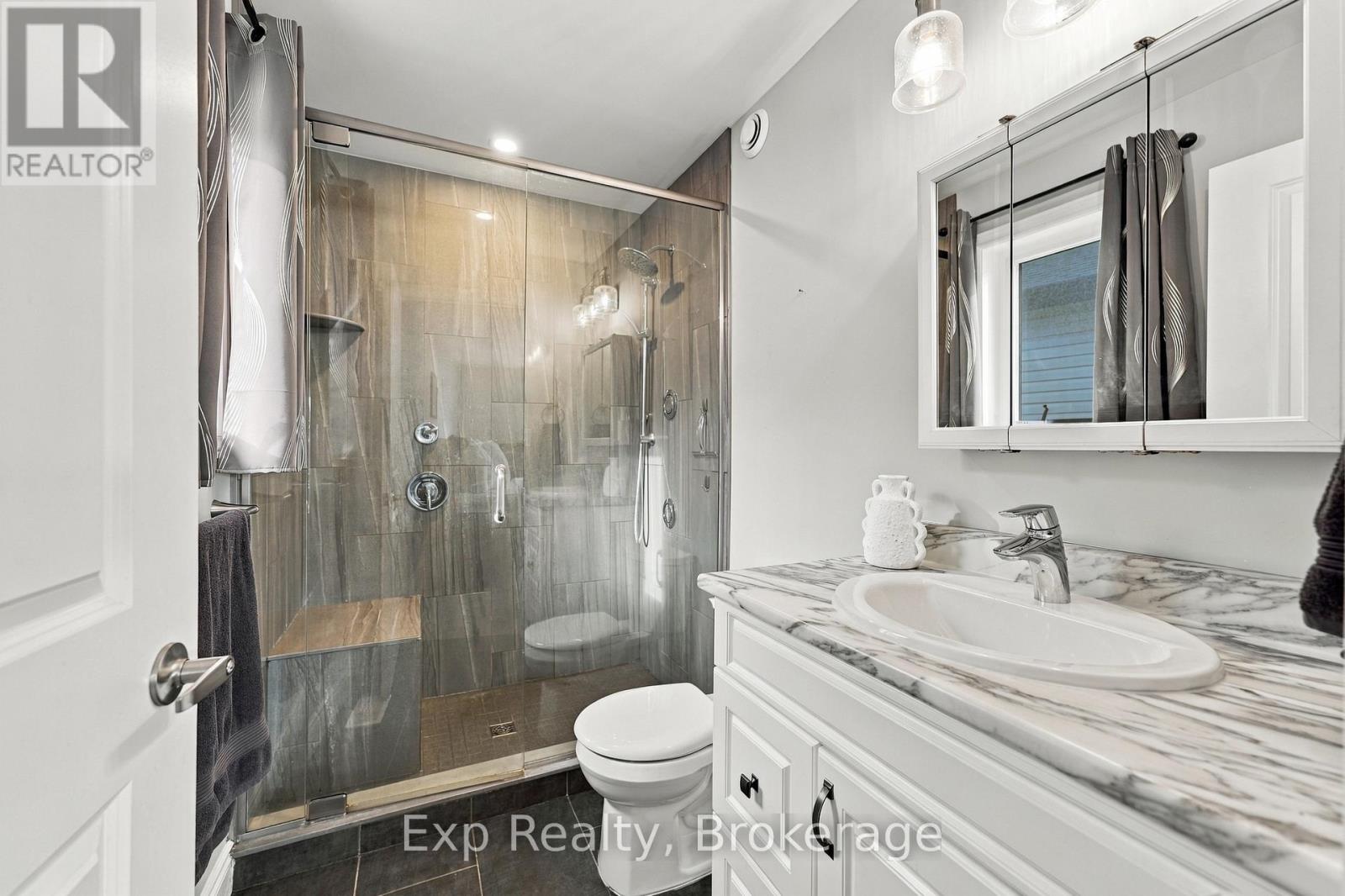 14 Lehtinen Crescent Property Photo 20