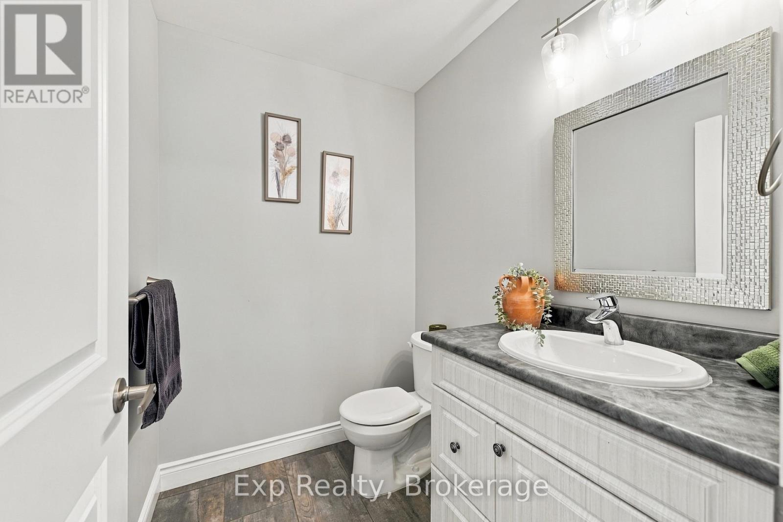 14 Lehtinen Crescent Property Photo 22