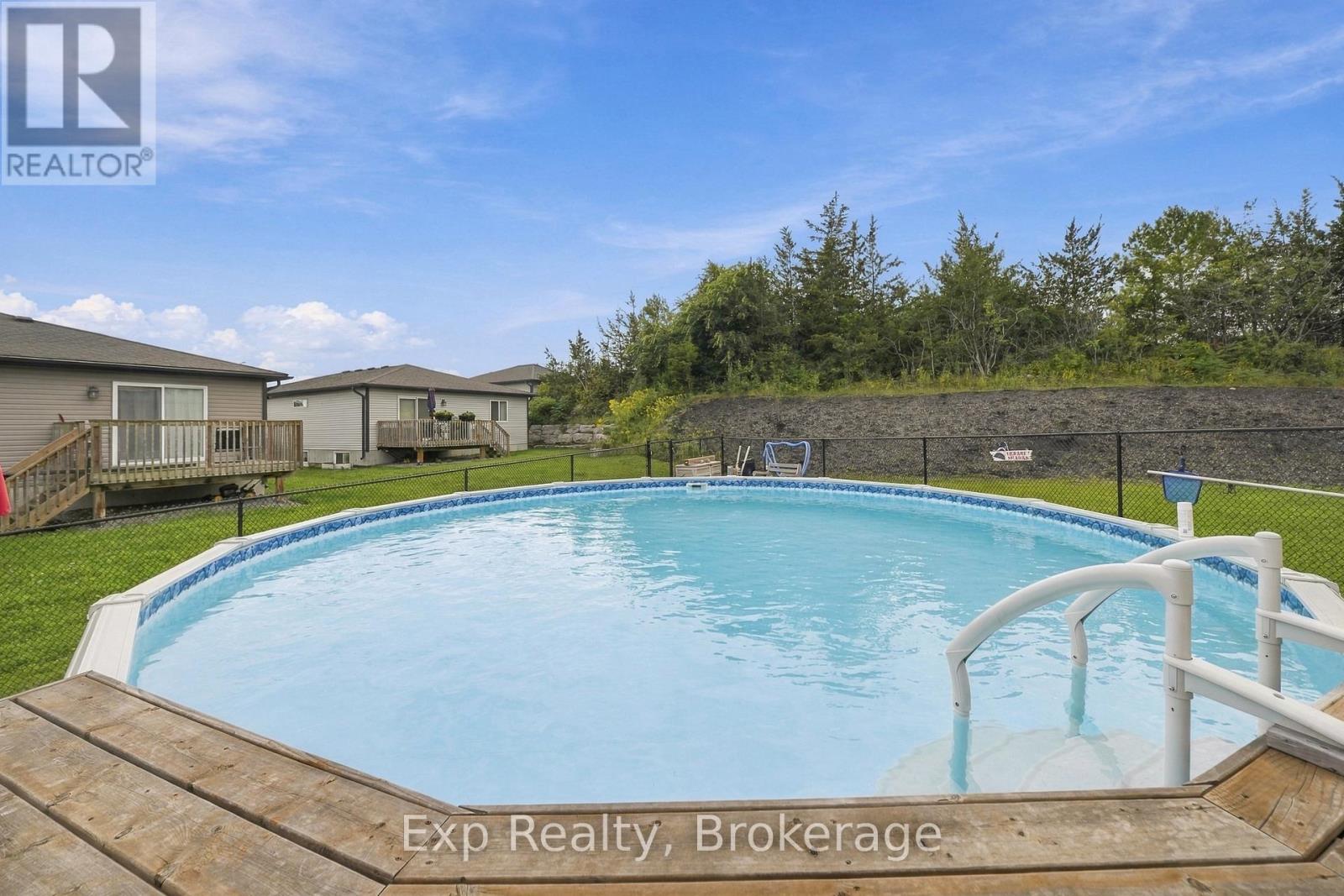 14 Lehtinen Crescent Property Photo 43