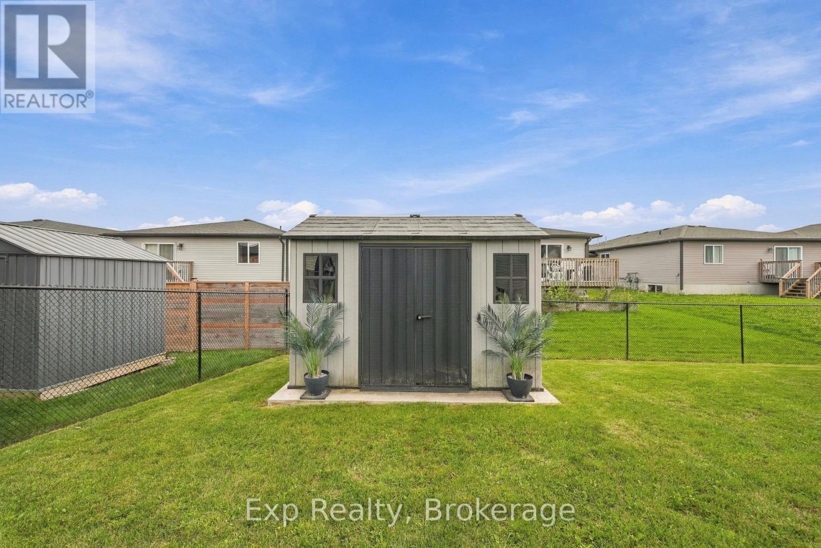 14 Lehtinen Crescent Property Photo 46