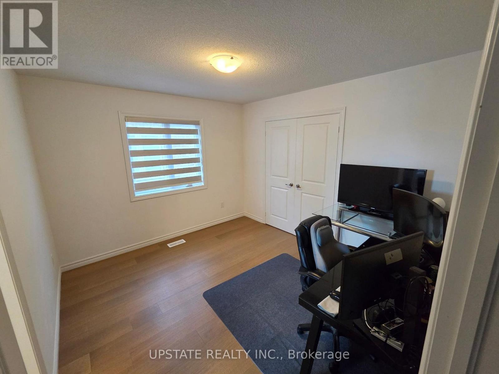 25 Doc Lougheed Avenue Property Photo 7