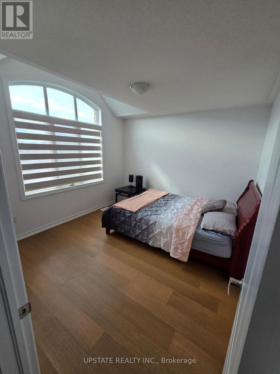25 Doc Lougheed Avenue Property Photo 10