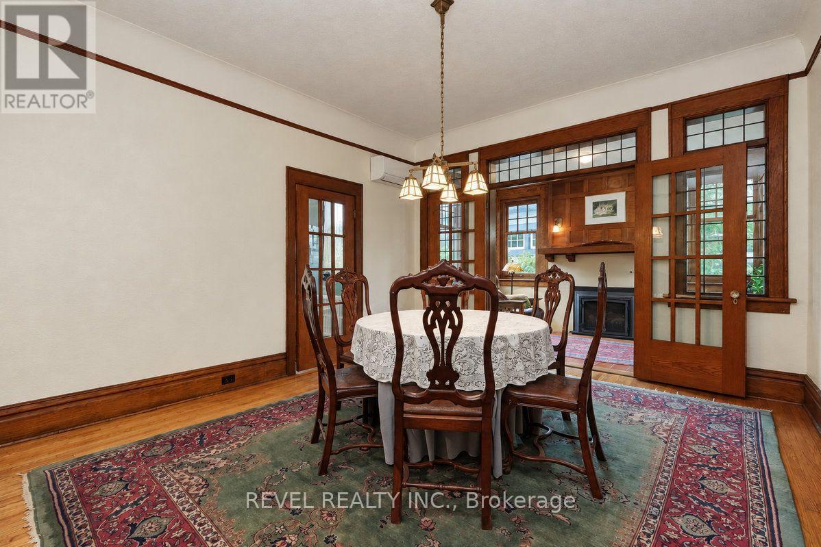 204 Clemow Avenue Property Photo 16