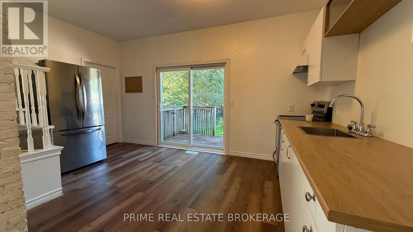 121 Boullee Street Property Photo 6