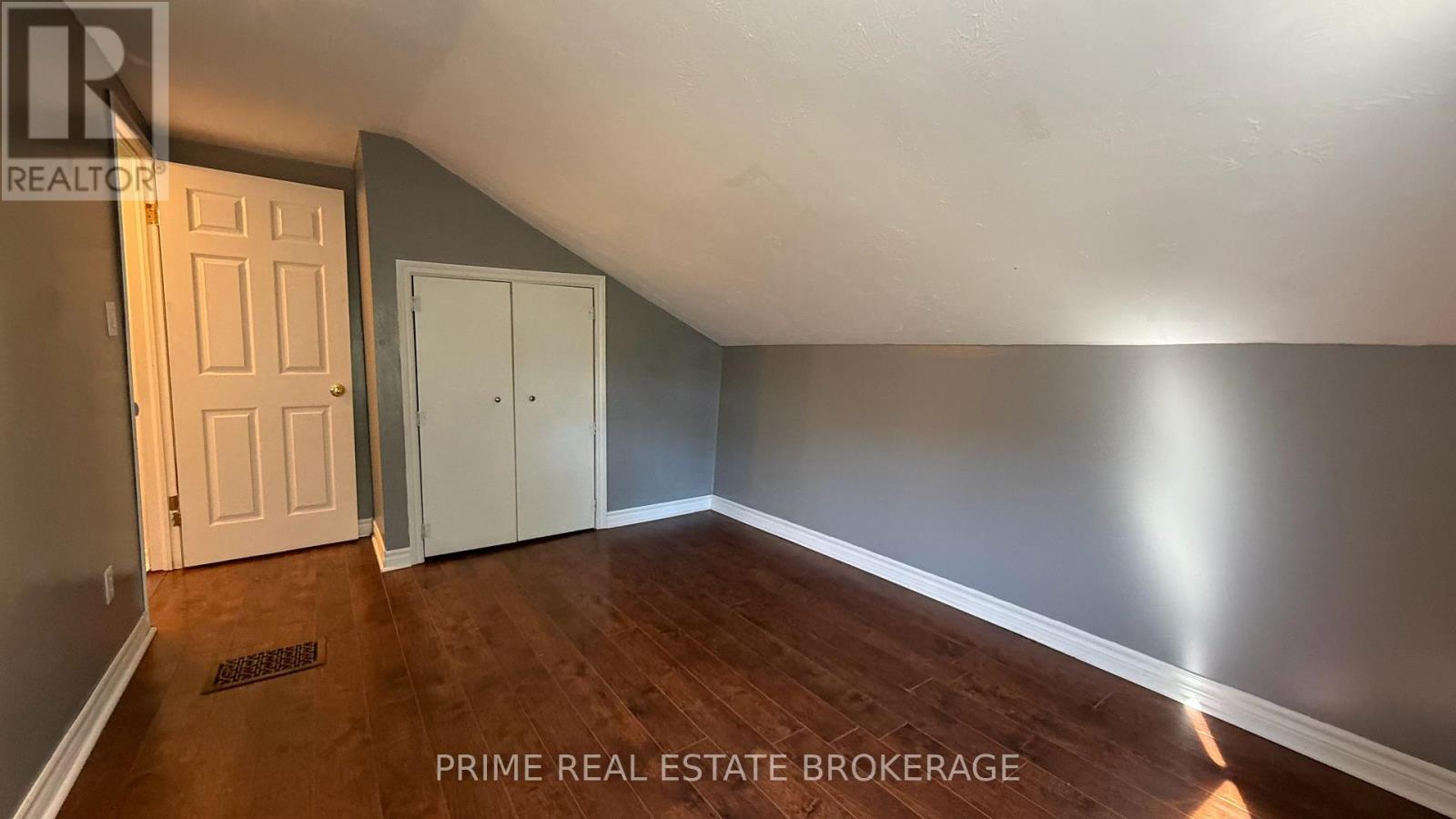 121 Boullee Street Property Photo 16