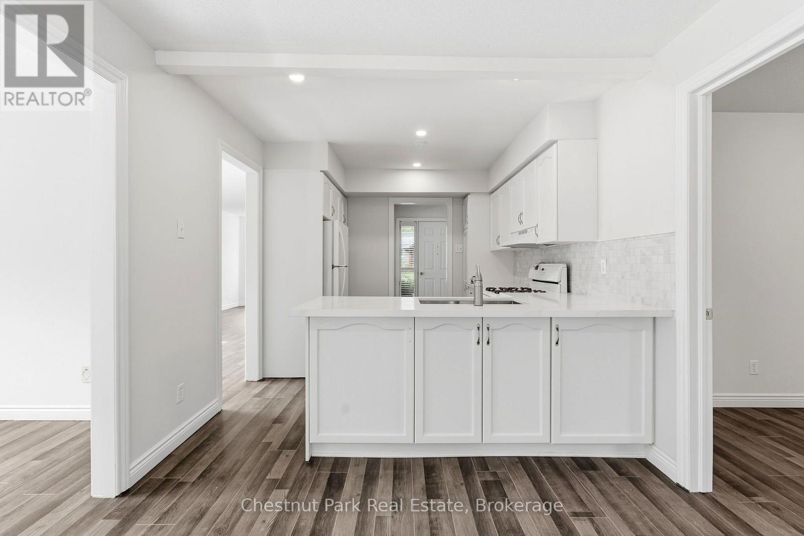 30 Catharine Crescent Property Photo 10