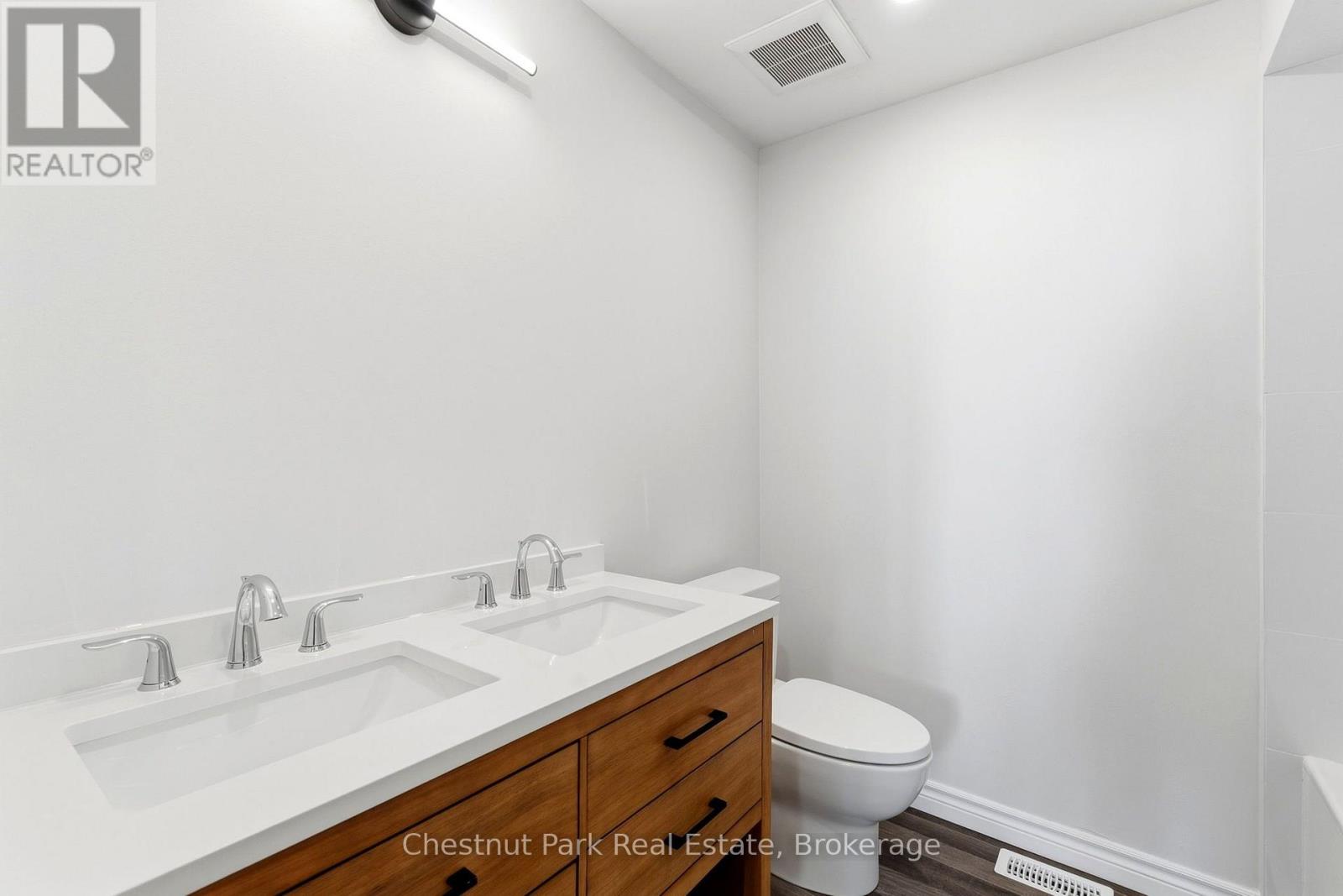 30 Catharine Crescent Property Photo 19