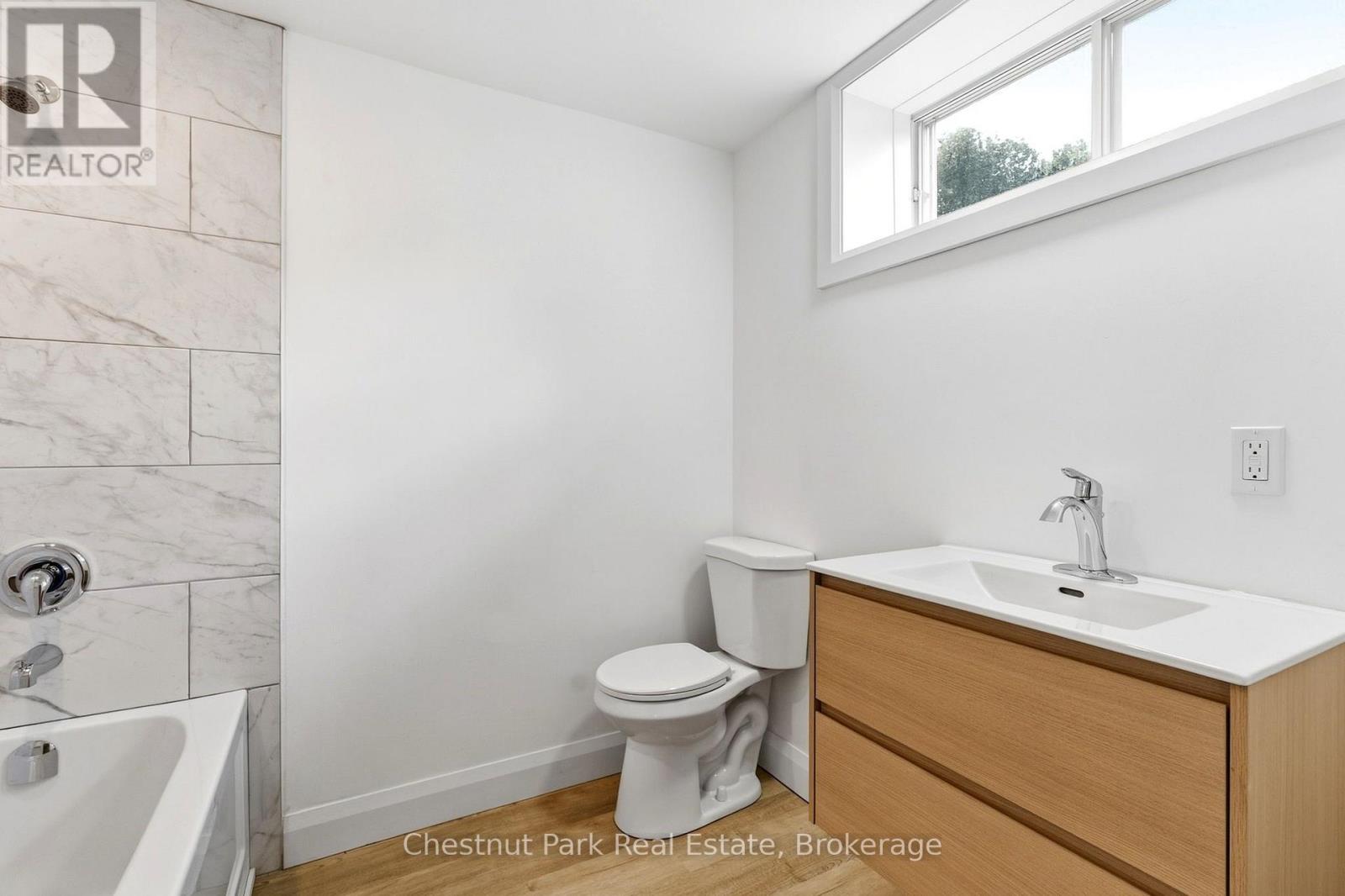30 Catharine Crescent Property Photo 32