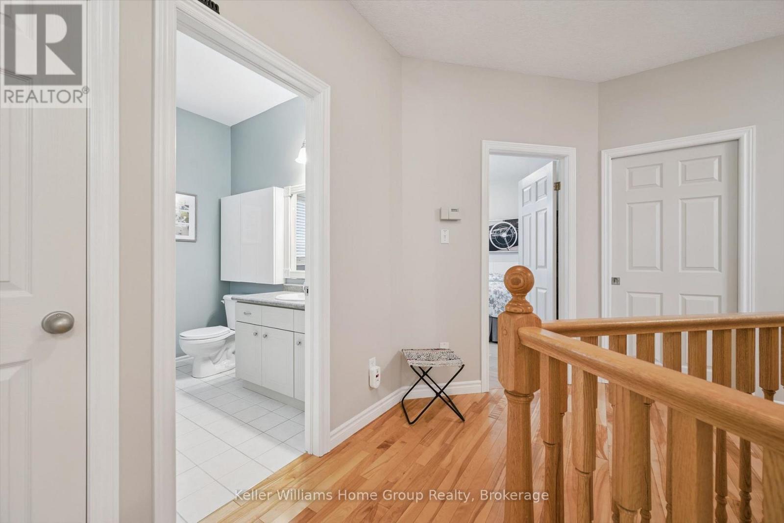 86 York Street E Property Photo 22
