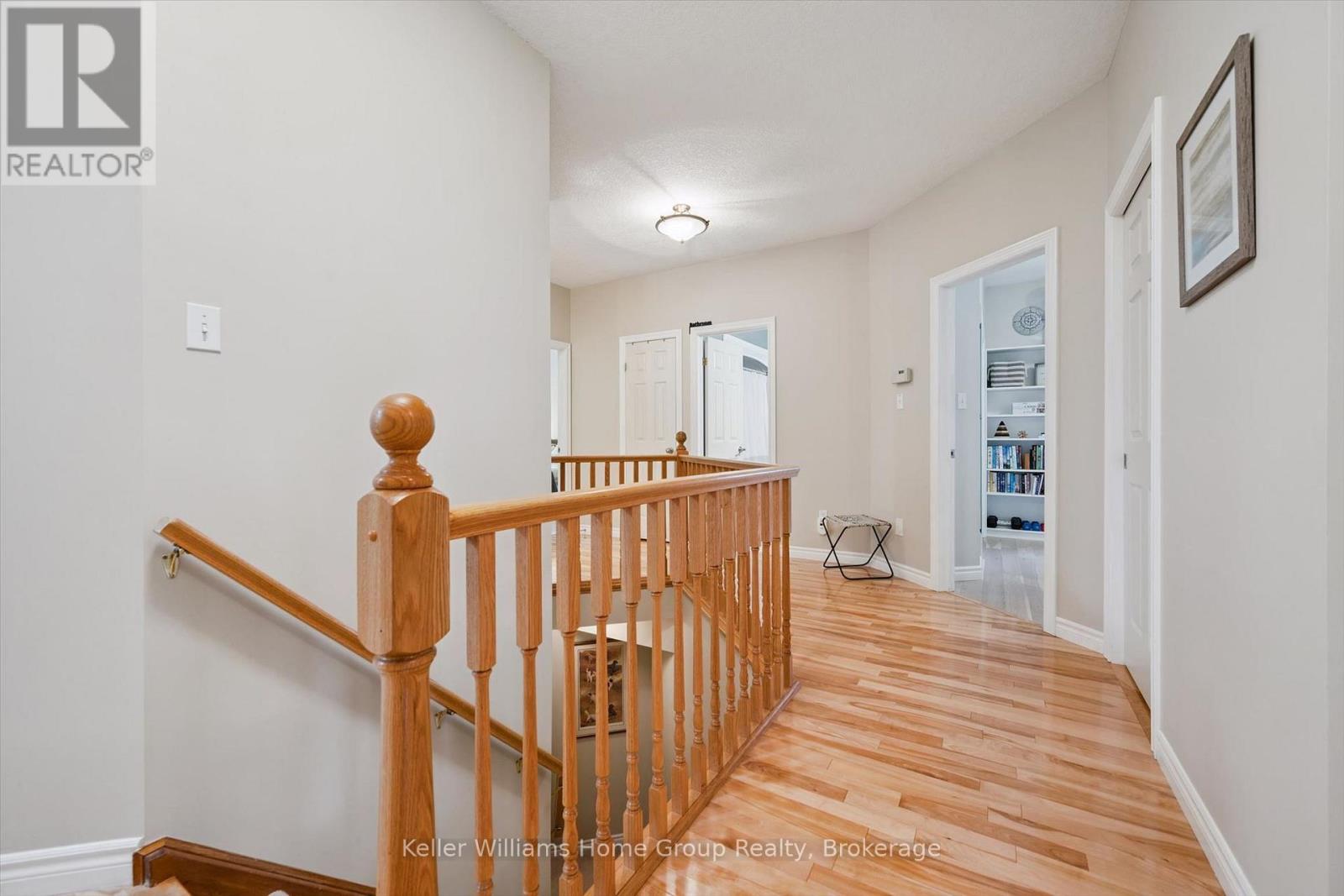 86 York Street E Property Photo 31