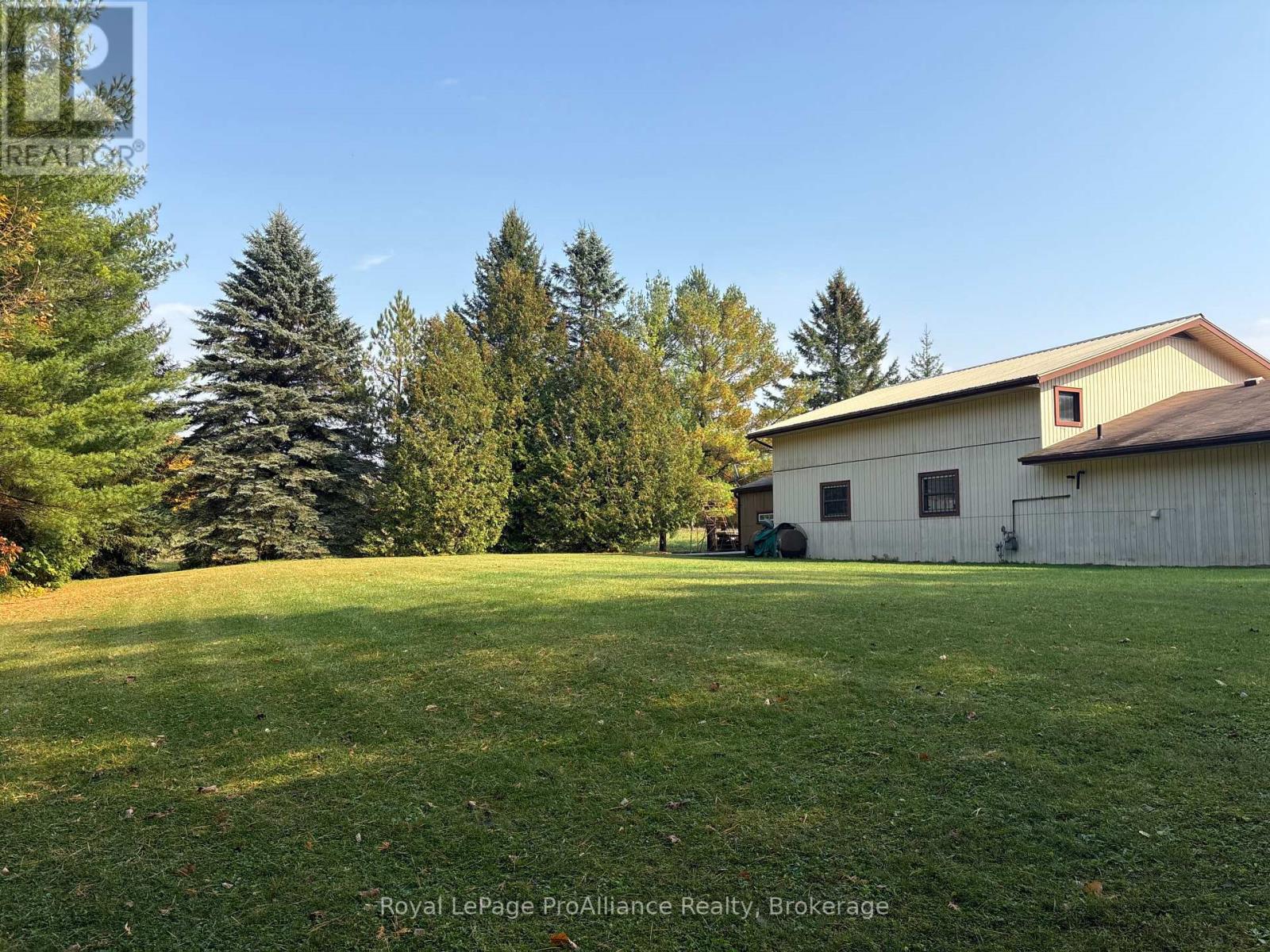 230 County Road 22 Property Photo 6