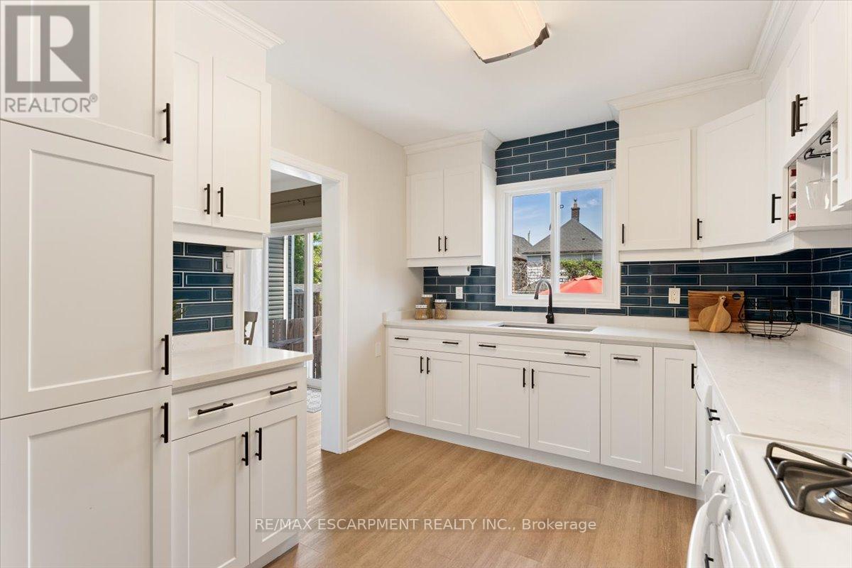 17 Craigmiller Avenue Property Photo 16